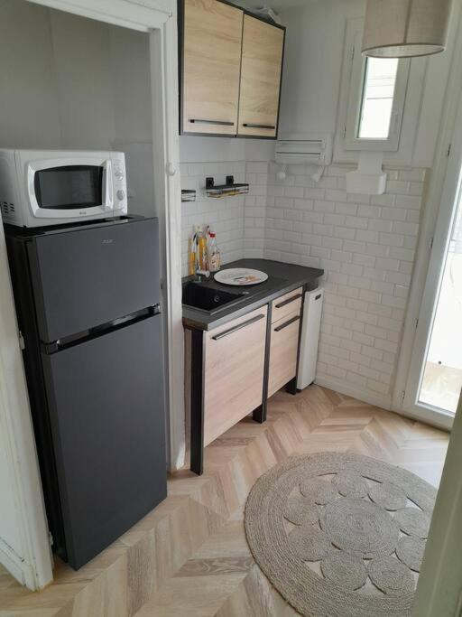 ארל Appartement Aux Alyscamps 2, Climatisation, Wifi, Parking מראה חיצוני תמונה