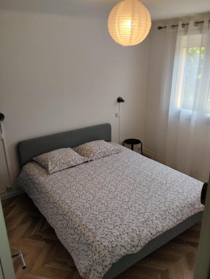 ארל Appartement Aux Alyscamps 2, Climatisation, Wifi, Parking מראה חיצוני תמונה